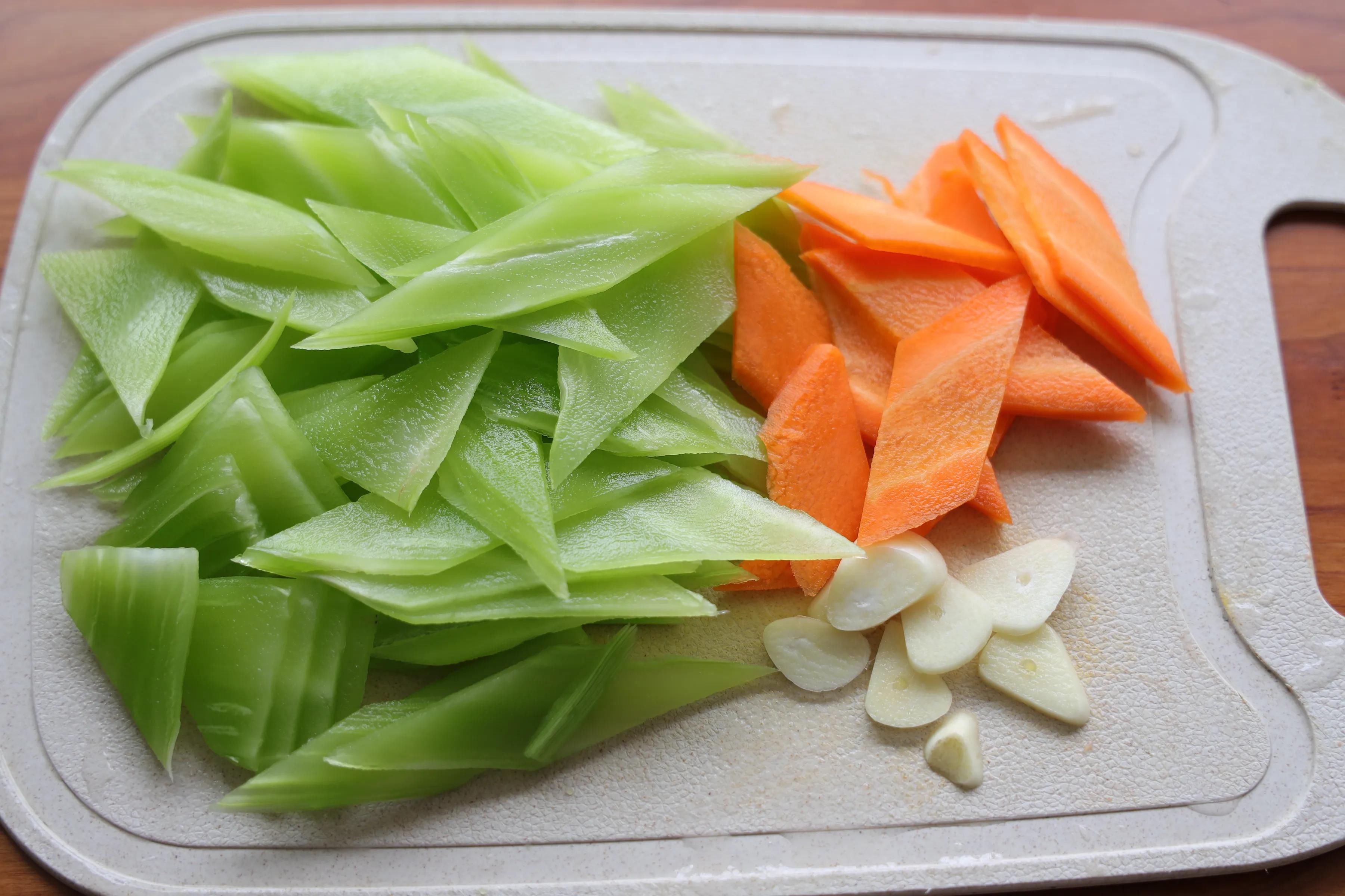 木耳|白露节气，多吃这道素菜，比大鱼大肉好，营养丰富少油少盐更健康