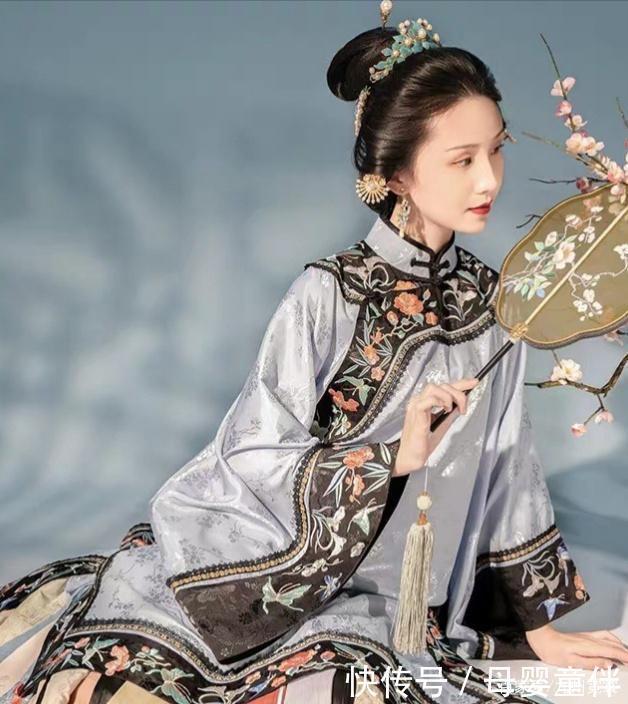 到底|清汉女到底是什么,十分钟带你了解清汉女,看看它到底美在哪里