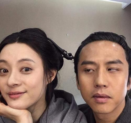 五哈节目出了两个女儿奴,邓超陈赫名副其实,邓超因不舍女儿哭泣