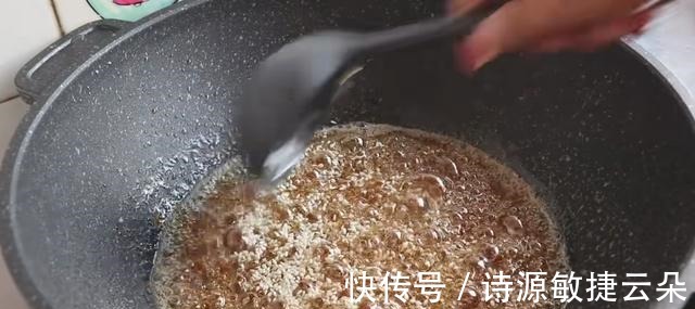 教你在家自制冰糖葫芦,配方正宗,做法简单,满满的童年回忆!