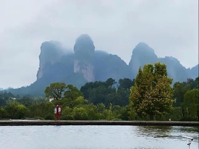 铁色之旅?鹰厦回眸 漫游中国第一道教名山