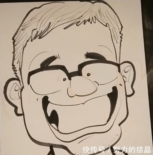 作画!粉丝让美术生作画,开始就感觉不对,作品完成后:太有才了!