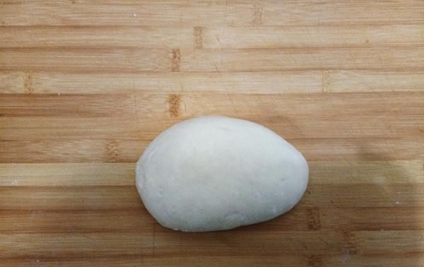 以后面粉就照着样子做,加1个鸡蛋,不用烤不用蒸,比蛋糕都好吃