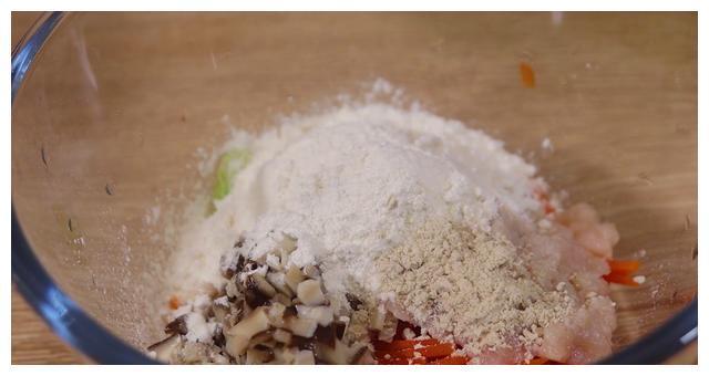 不爱吃蔬菜的宝宝都吃上瘾了！一口吃进10种营养，一锅都不够吃