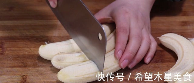 面包糠|香蕉这种做法，孩子三天两头点名要吃，软糯香甜有营养，先收藏了！