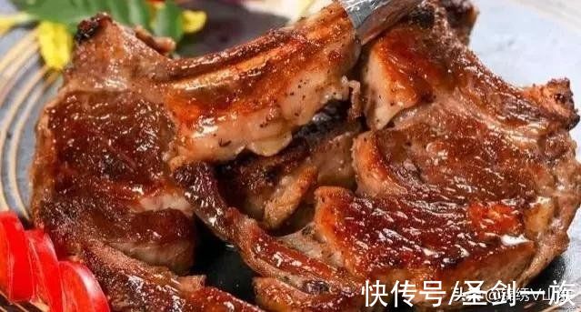 蒸鱼豉油|中秋节聚餐推荐，上档次的12道家常菜，简单美味，来客人时做着吃