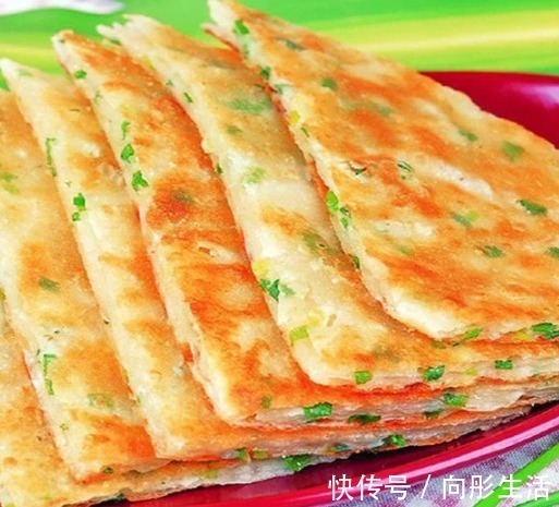 烙饼想要好吃,牢记这3点,饼子烙好松软薄脆又鲜香,天天吃不够