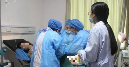 出血史|生完孩子,产妇突然要“上厕所”,医生脸色剧变,连忙展开抢救