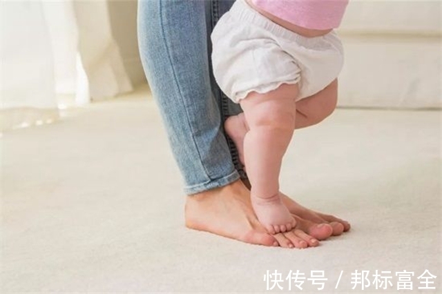 绑腿|这些育儿陋习可能导致孩子“小短腿”,别再让老人执迷不悟了