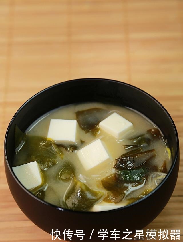 下厨房|一碗鲜热的豆腐汤,洗去初冬时节的寒意!