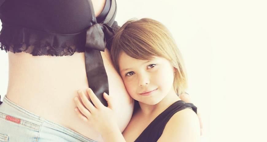 显得|生孩子后，女人更容易显得衰老，尤其是身体的这三个方面