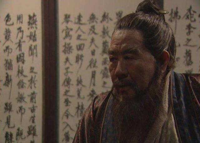 若不做奸臣，他定会青史留名，却被奸臣的负面影响遮蔽了一身才华