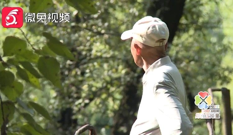 小朱|81岁老爷子跳水救人！贵州这个救援视频火了！背后故事更感人…