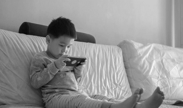 孩子|无论家里谁带娃,这4种行为要制止,大人累不说,还容易毁了娃