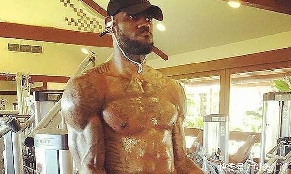 健身圈|为什么说健身3年之后,你与你身边朋友的差距越来越大