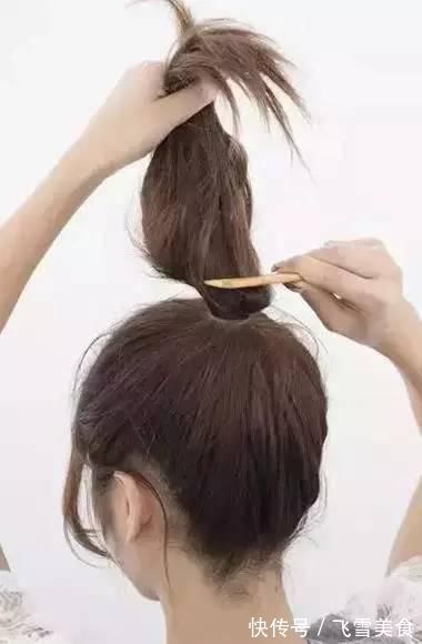 丸子头|涨姿势:30秒教你盘出各种高端丸子头,减龄必备!
