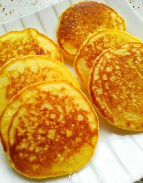 玉米面里加一袋它,香味十足,做法简单无难度,暄软好吃