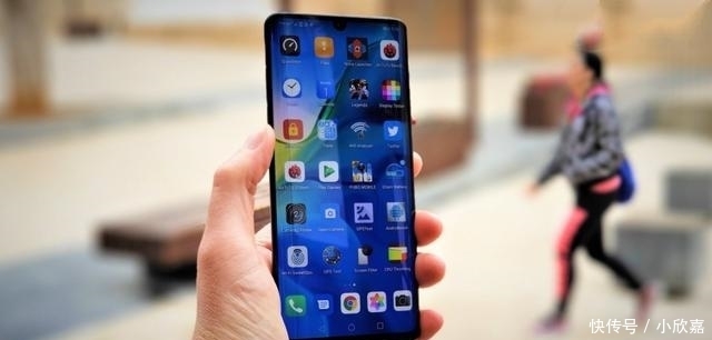 华为P30Pro|苹果发力，从6999降至5199元，128GB新iPhone比华为旗舰还便宜