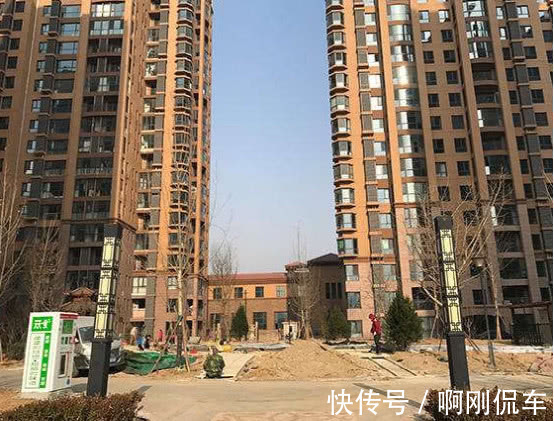 楼层|为何开发商盖房子都不会超32层?听师傅一说,才知他们太聪明了