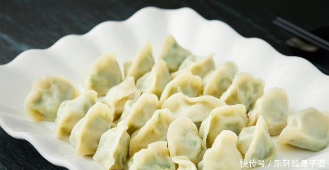 茴香猪肉馅|用茴香包饺子,万不可直接包,多加1步,茴香更翠绿,饺子更鲜香