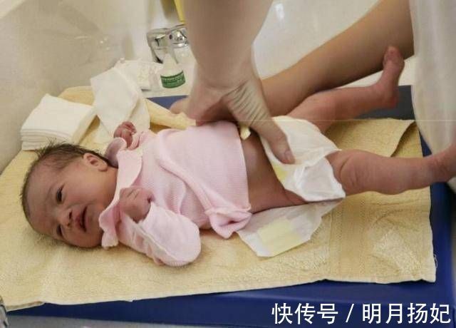 脐带|新生儿100天内,妈妈尽量少做三件事,对宝宝发育有好处