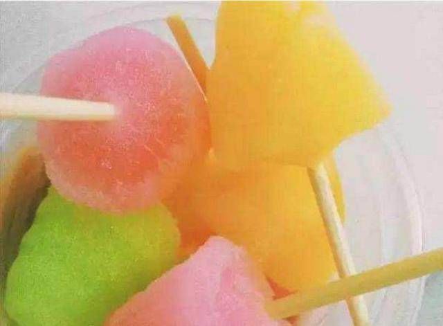 五颜六色|8种童年零食,我最爱第5个,网友全吃过的应该算是富二代了