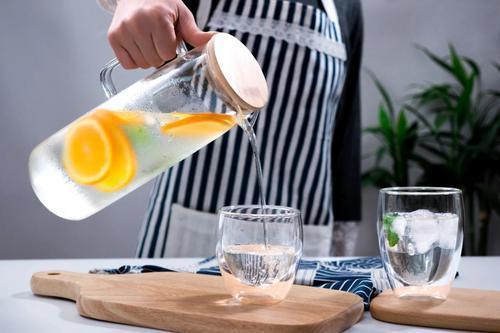 葡萄糖|血糖高的人,饭后通常有3种表现,如果没有,或说明血糖比较稳定