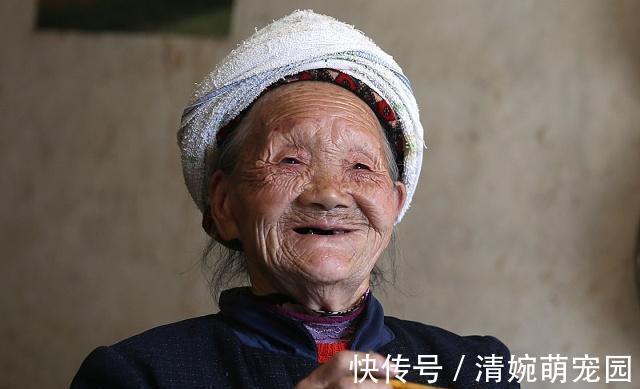 万承奎|这位110岁长寿老人告诉你：晚饭吃多少，决定你生什么病、活多久