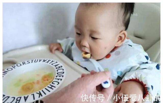 发育|孩子什么时候添加辅食?除了月龄,这些条件也很重要