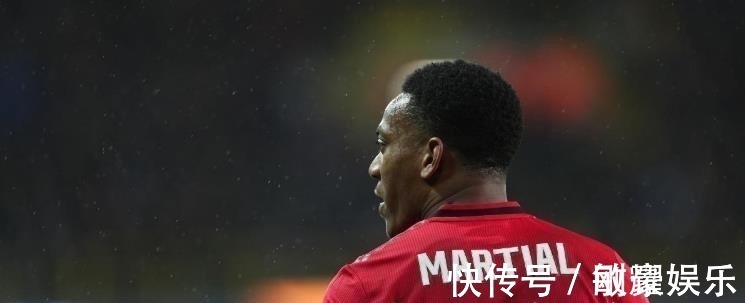 卡瓦尼|C罗回归曼联竟影响红魔三位年轻人成长,一意外位置也因他受牵连