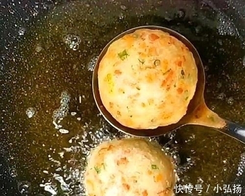 面粉|夏天女儿就馋这早餐,手不粘面筷子一搅,酥皮香软,比油条还好吃