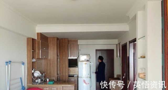 小窝|看了她的46㎡小窝,头一回见卧室装两个门,美观又实用,很聪明