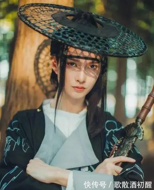 母亲$聊斋故事新编:多情侠女无情剑