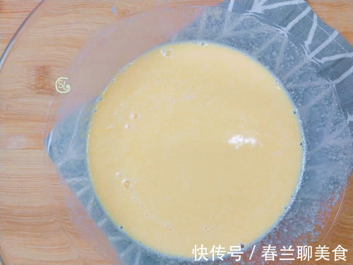 糯米粉还能这样做，简单拌一拌，一口一个嘎嘣脆，孩子太爱吃了