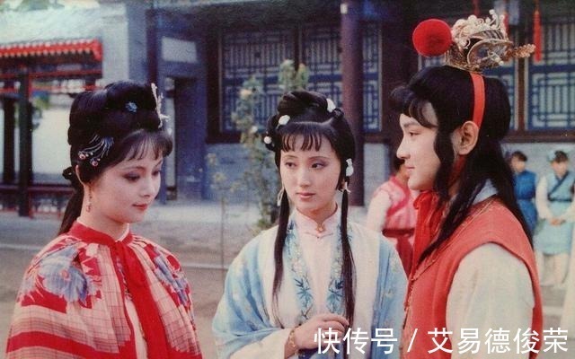 宝钗#《红楼梦》里“完美”得让旁人不敢亲近的角色,她是谁?