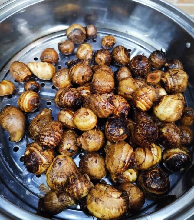 这菜称“碱性食物”,比肉好吃,头发乌黑,牙齿洁白,腰围细2圈
