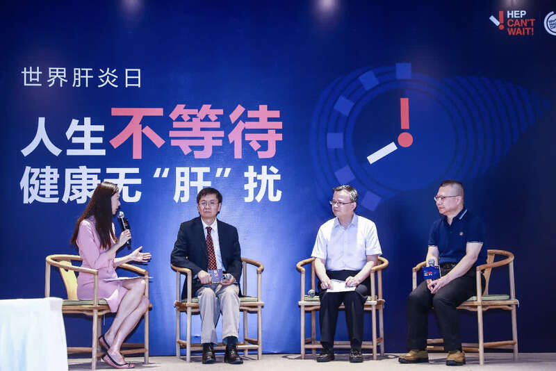 乙肝疫苗|专家提醒：乙肝病毒携带者应主动向伴侣坦白病情 推动其接种疫苗以控制病毒