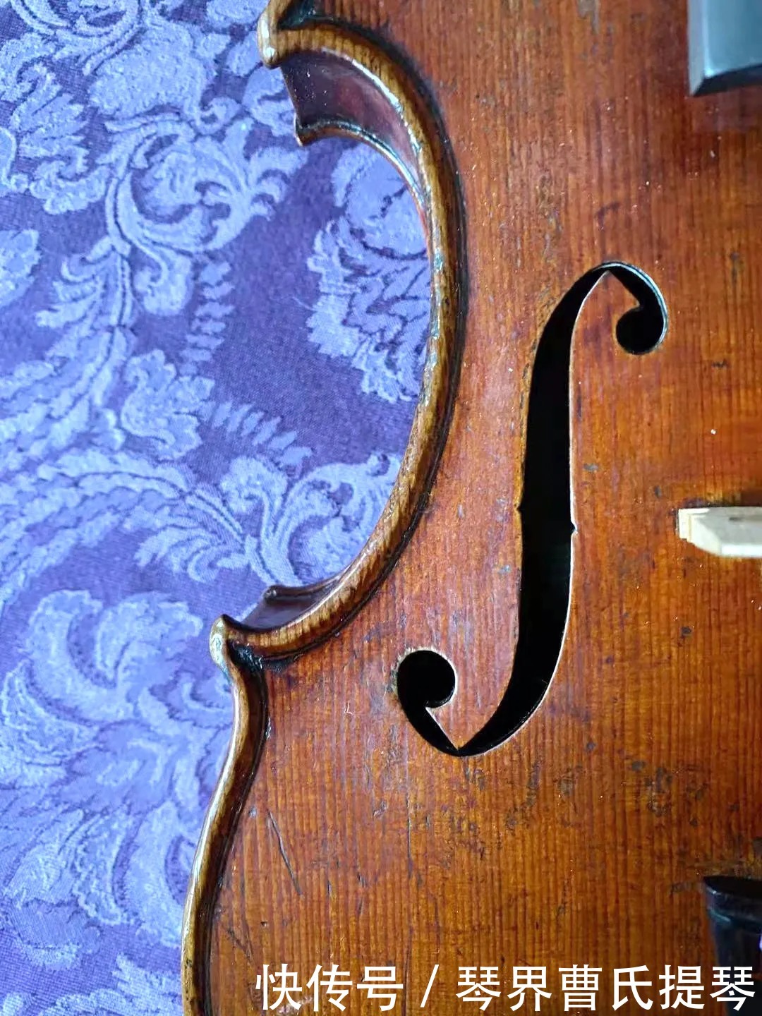 lupot|他的仿古作品被视为可以媲美琉波(lupot)和维奥姆(Vuillume)的杰作