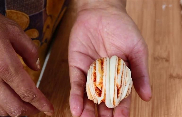 辣椒面|教你在家轻松蒸花卷馍,原来做法那么简单,看一遍就能学会