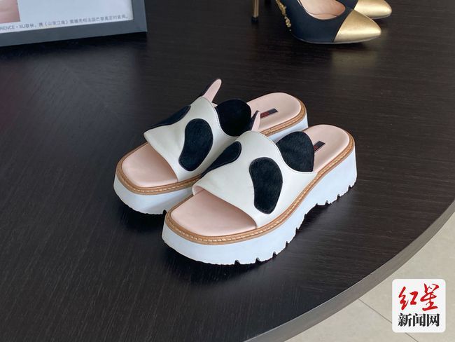 “成都造”女鞋亮相国际时装周 版权保护激励企业创新
