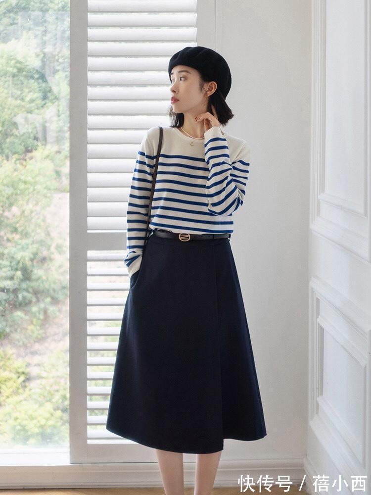 v领|这才是40岁女人衣橱该有的秋季单品,百搭不老气,让你穿出好气质