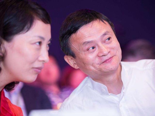 行政部|阿里当年的前台小妹，马云分给了她0.2%股份，20年后，现状如何？
