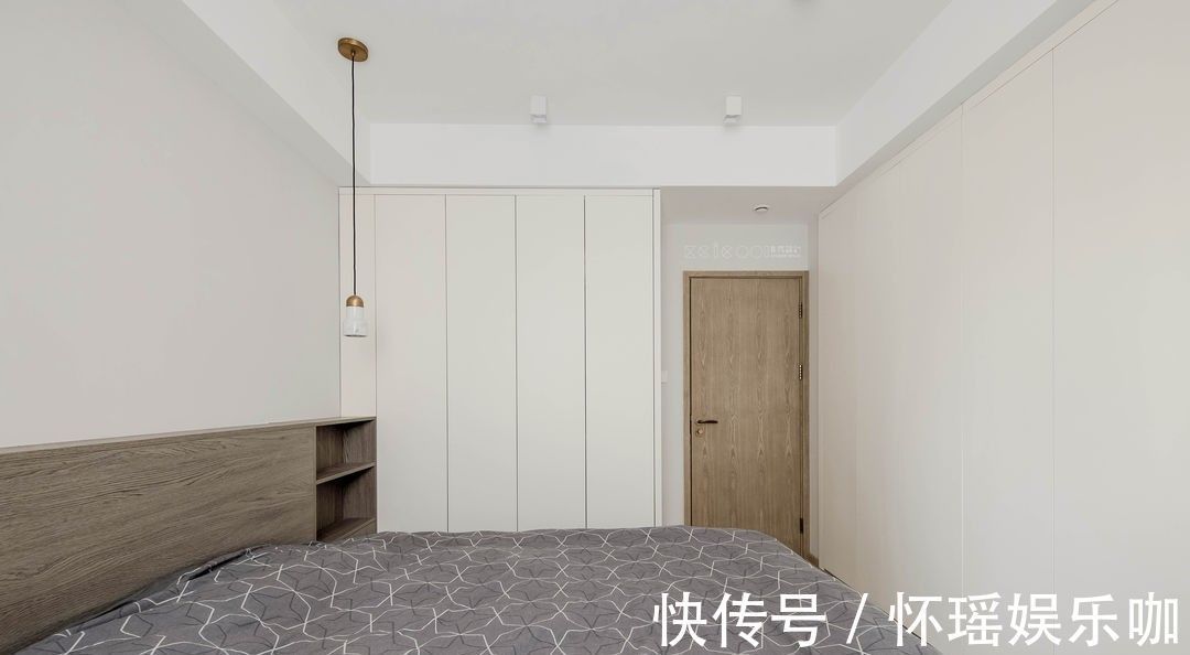 卧室床|舍弃客厅，不买餐桌，卧室床悬空，他家86㎡堪称小户型装修的榜样