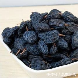 黑加仑干|入秋后，饭后当零食吃一把 ，睡眠好了，脸色更红润，常吃显年轻