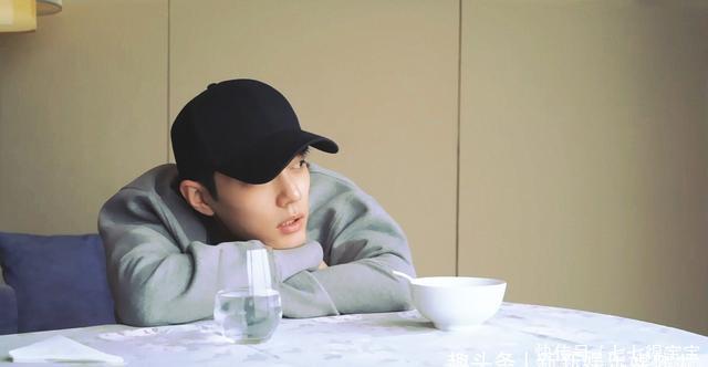 行程|肖戰(zhàn)工作室透露新的行程安排，變身“吃播”快閃城市Vlog