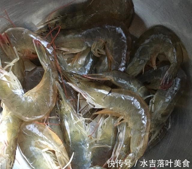 炖菜|香辣虾鸡翅煲,美美的家常炖菜,完美呈现