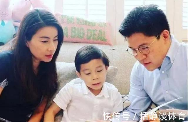 孩子们|老师要求上传孩子学习照片,家长群却集体“炫富”,太有心机了