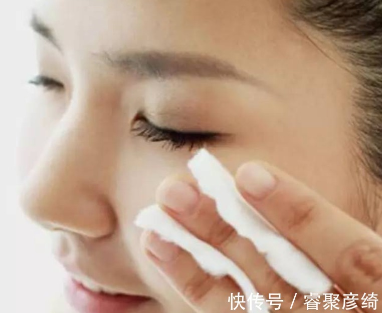 洗脸|为什么我的爽肤水不好用？