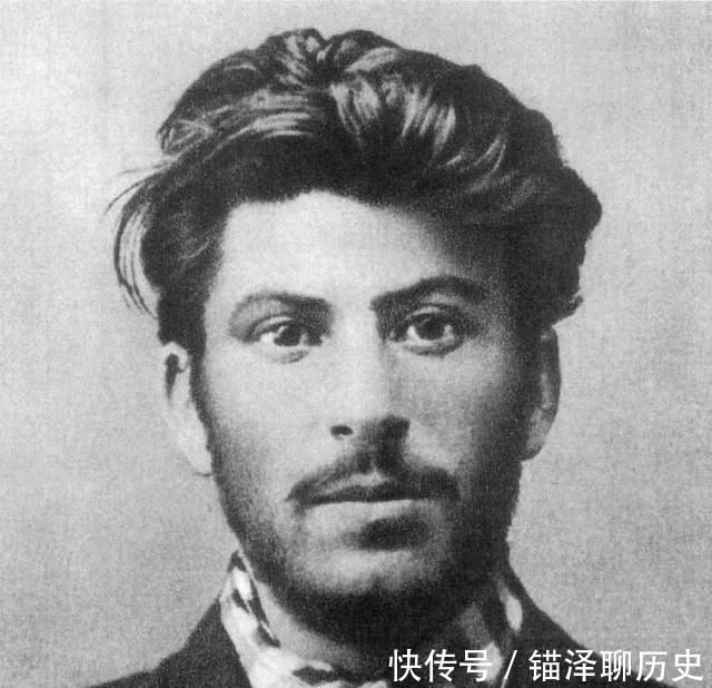 课本|为何历史课本上都是一群糟老头子?专家:为了阻止你们犯花痴!