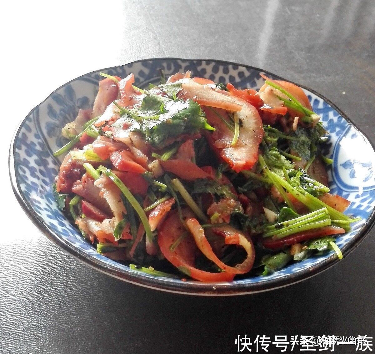国庆节家宴这12道家常菜做法，非常适合咱们在家烹饪，简直太实用
